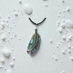 Pendentif feuille abalone coquille d'ormeau